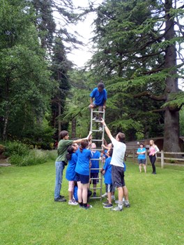 Problem solving challenges outdoors Snowdonia